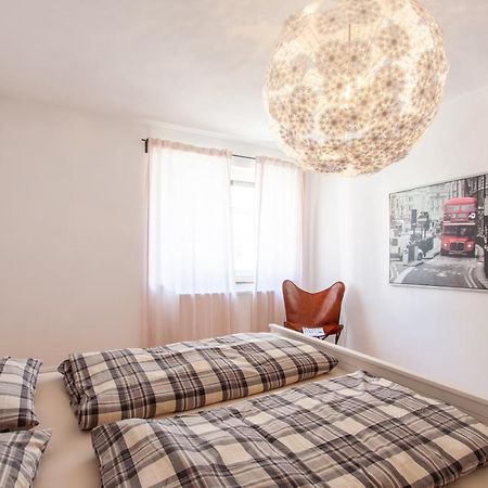 Modern & Spacious Apartment For Up To 8 Persons Würzburg Dış mekan fotoğraf